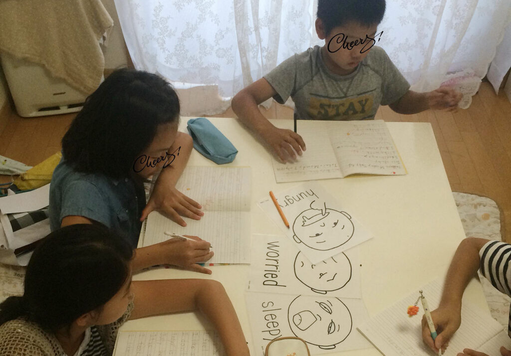 子供英語教室・英検対策 Hello Kids English Club 小学生クラスの様子